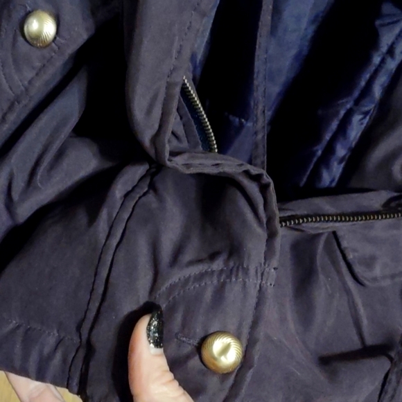 "ATTENTION" WILL BE TAKING TO GOODWILL SOON Mid length Coat. Size M. - Picture 4 of 8